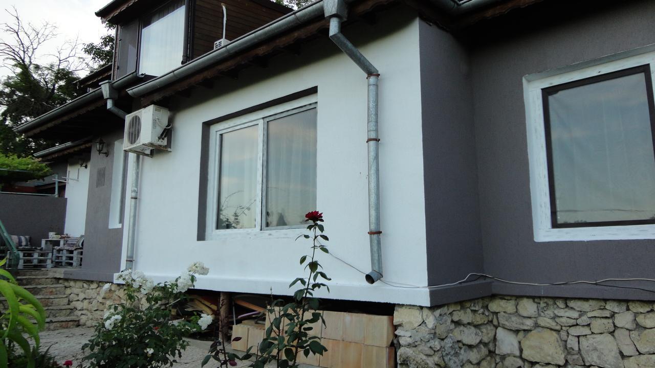 Villa Sunny Day Saints Constantine and Helena Exteriör bild